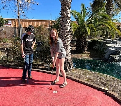 Are Mini Golf Parties in Valdosta Fun for All Ages?