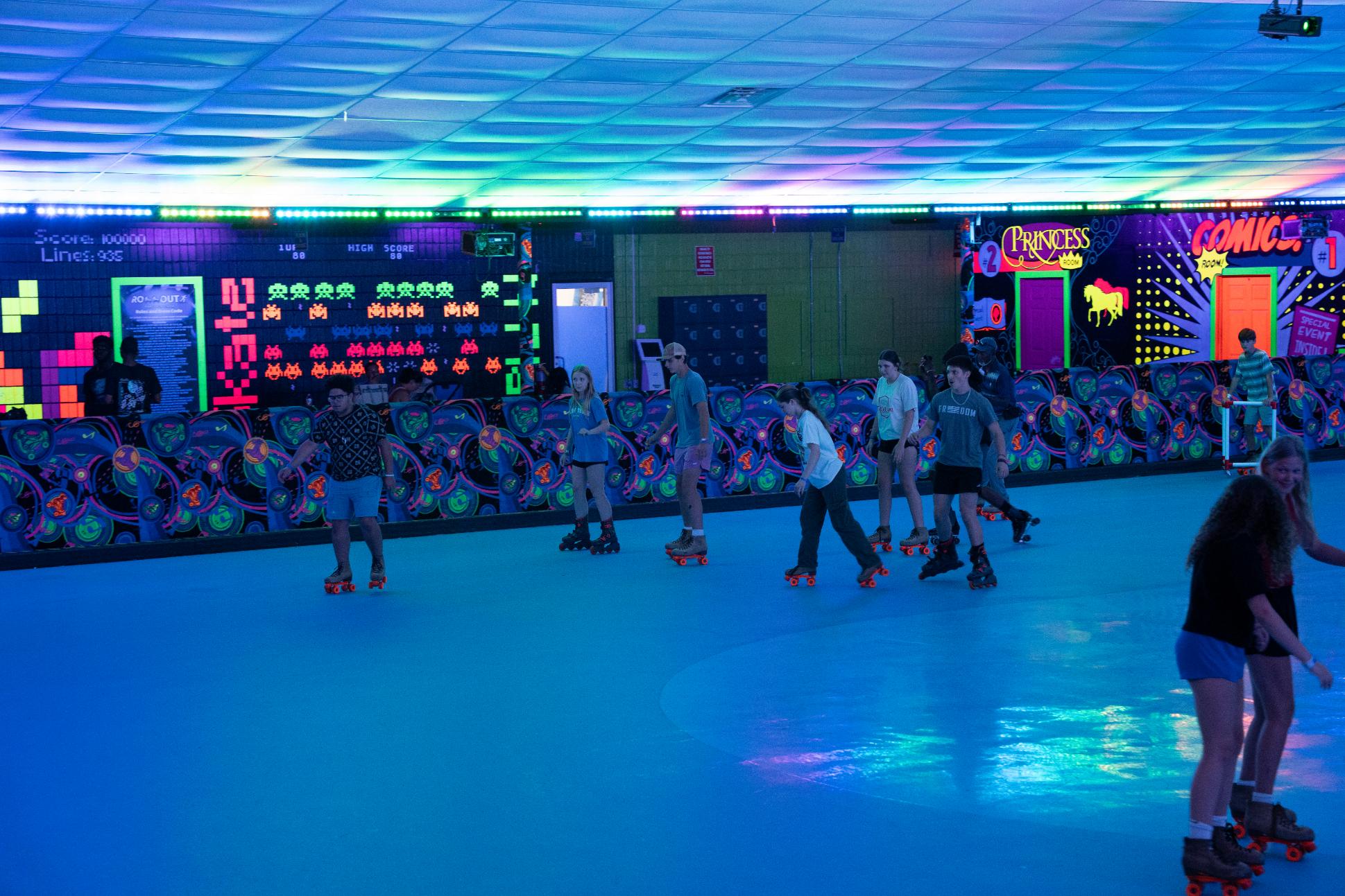 Do Roller Skating Parties in Valdosta Work for Older Kids?